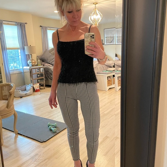 Chanel sweater set - Picture 6 of 11